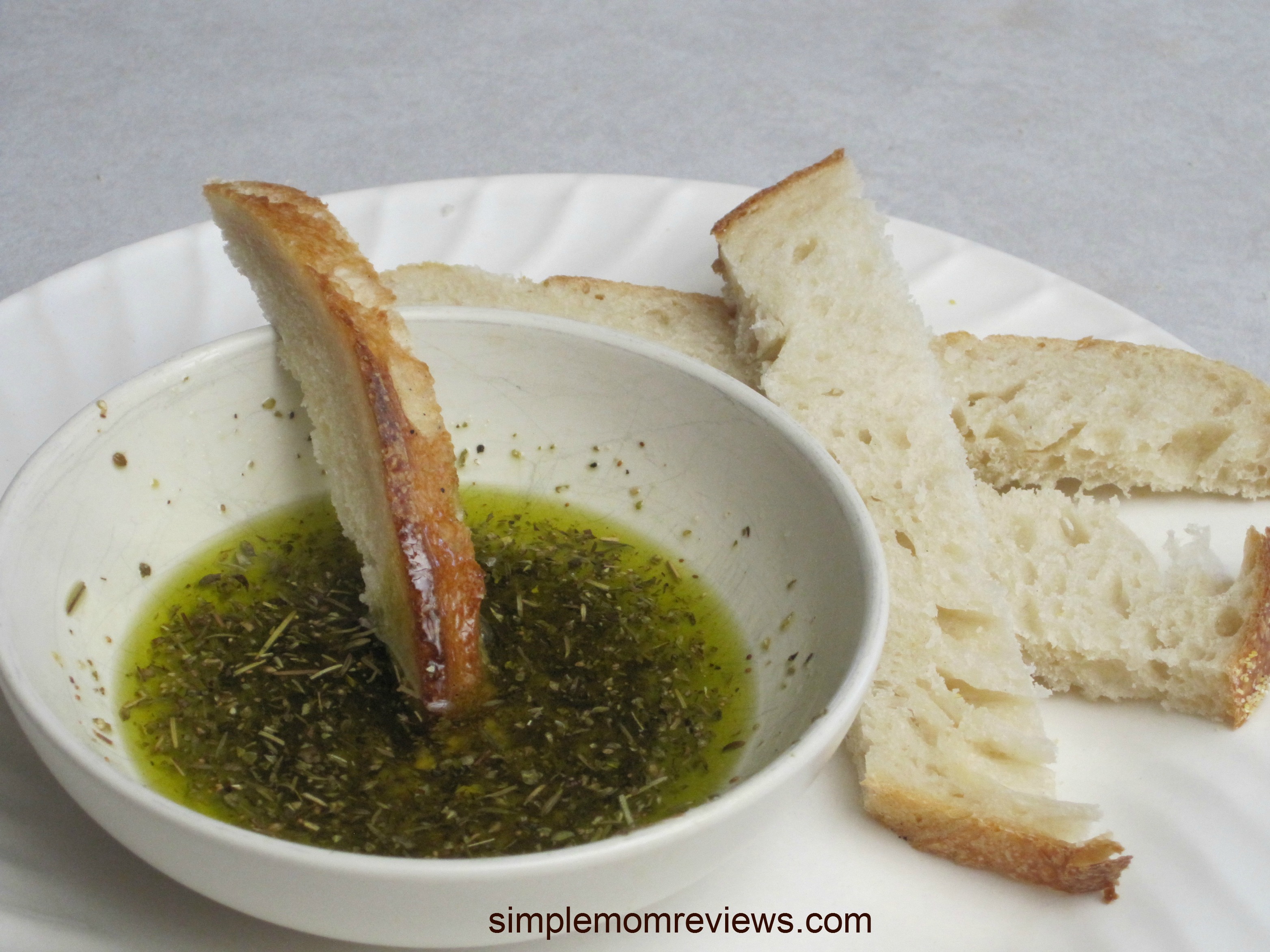 a simple {real food} recipe bread dipping olive oil the SIMPLE moms