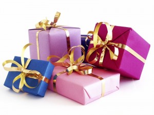 Christmas-Gifts-for-Parents-2