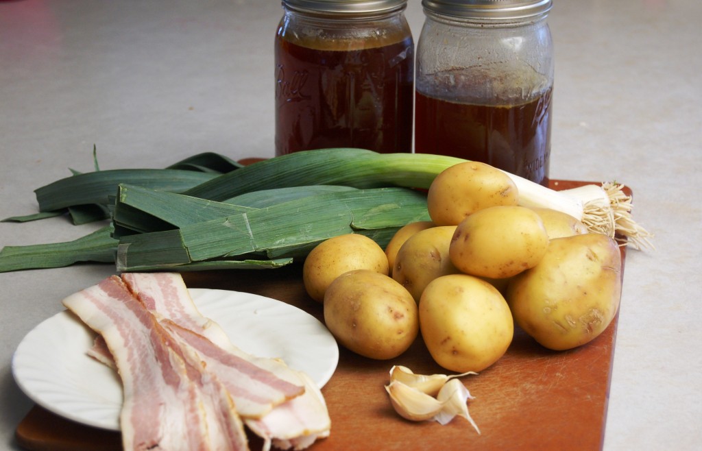 a simple real food recipe :: potato soup