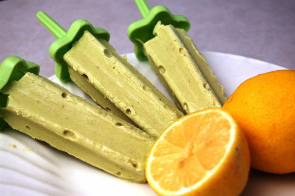 a simple real food recipe :: lemonade creamsicles